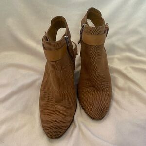 Dolce Vita Tan Suede Chunky Heel Booties